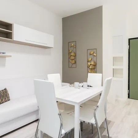 Italianway - Desenzano 22 Apartment *